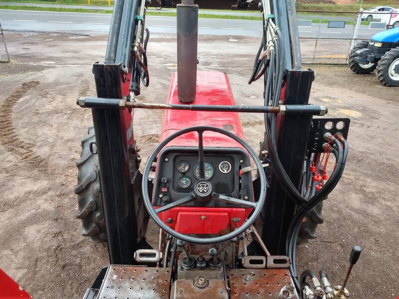 TRATOR MASSEY FERGUSON 295 - 4X4 - COM CONCHA DIANTEIRA (DIE-2588) - VENDIDO